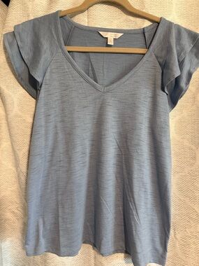 LC Lauren Conrad Light Blue V-Neck Flutter Sleeve Top